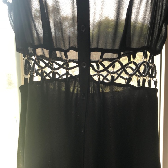 Little black dress - Picture 3 of 5